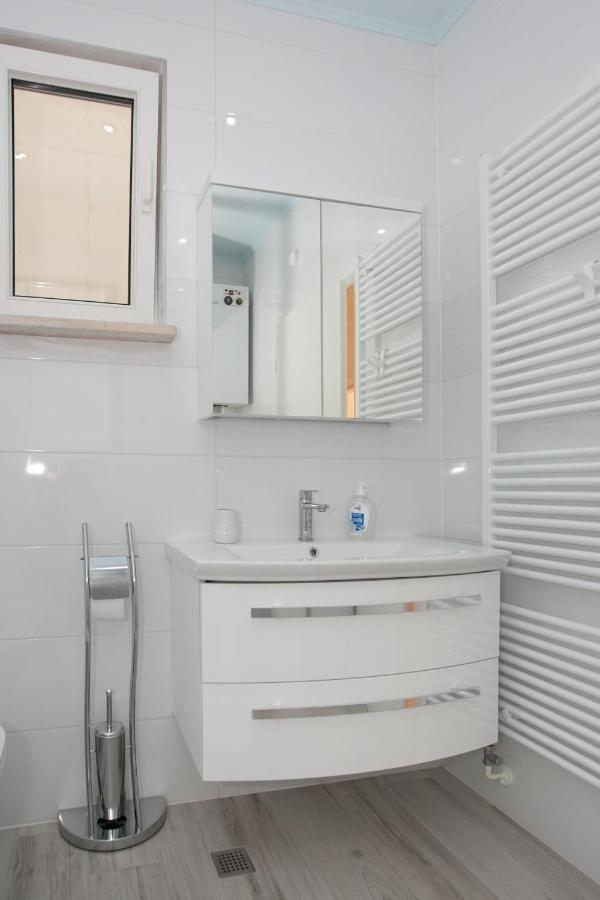 Apartment Angelina Split Buitenkant foto